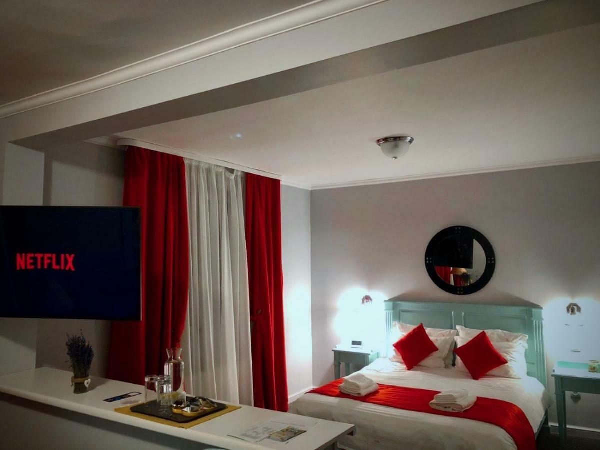 Vila De Argint Aleea Pelesului Nr 2 Sinaia Luaran gambar